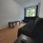 2051 Zwyciestwa 23 - Tanie - Samodzielne Zameldowanie - Self Check In