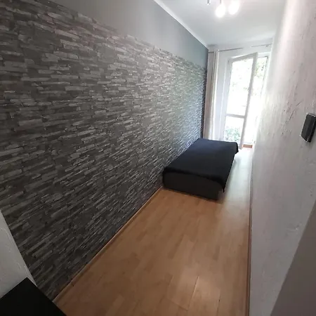 Проживання в сім'ї 2051 Zwyciestwa 23 - Tanie - Samodzielne Zameldowanie - Self Check In